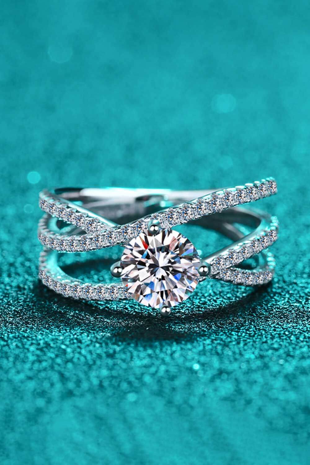 CrissCross 1 Carat Moissanite Gem Ring in Silver